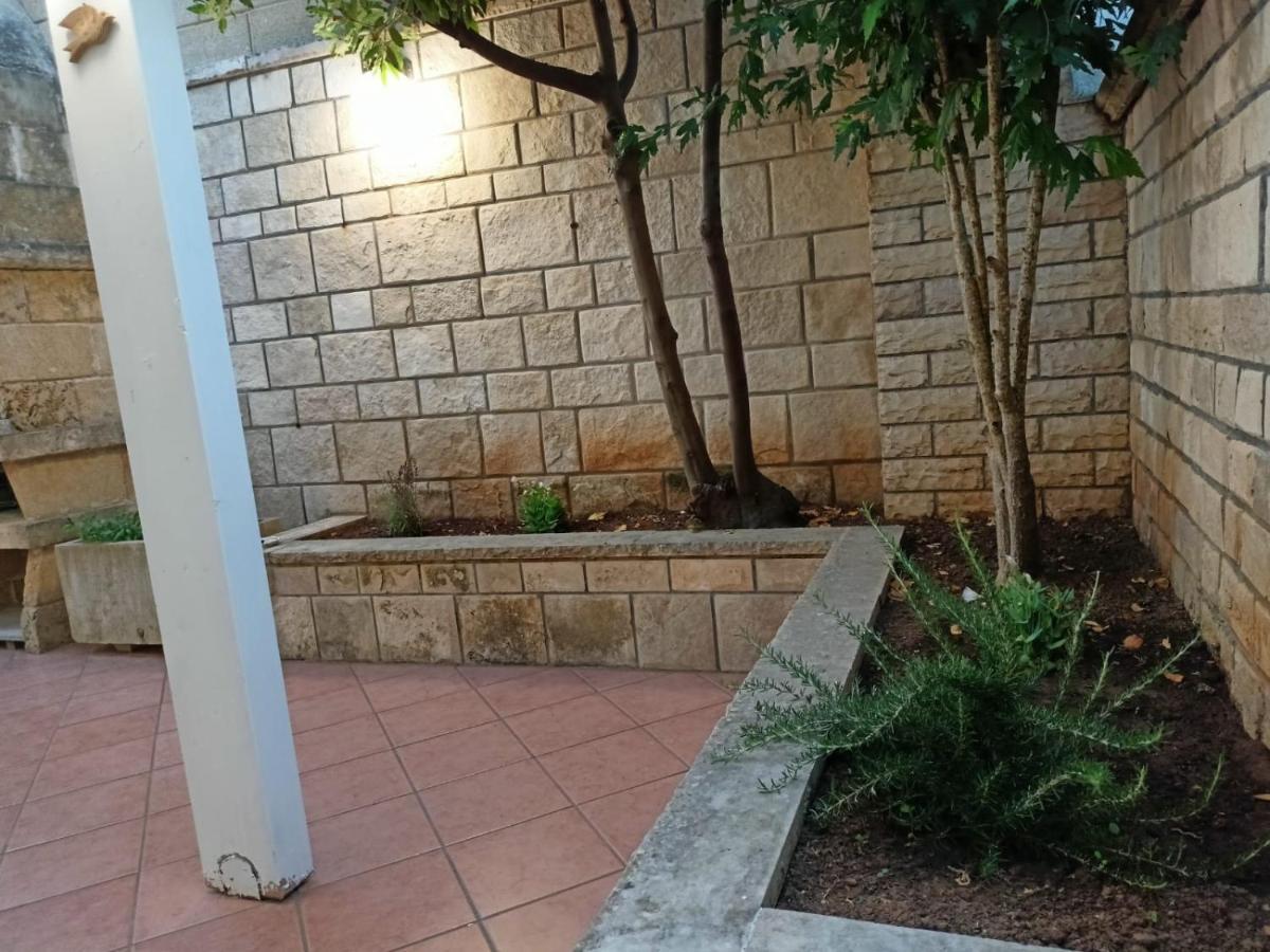 Villetta Poesia 50 M Dal Mare Con Giardino E Parcheggio 토레 델 로소 외부 사진
